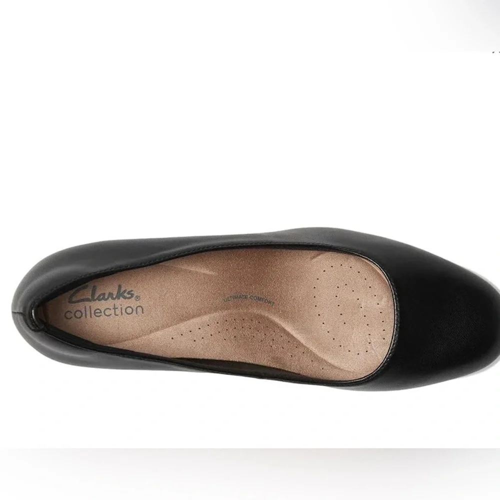 Olivette Pearl Wedge Size 11 Women’s Black Pump. New in Box